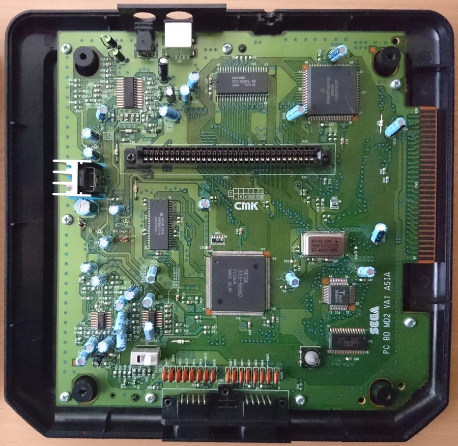 Sega Mega Drive 2 — placa revisão VA1, Ásia